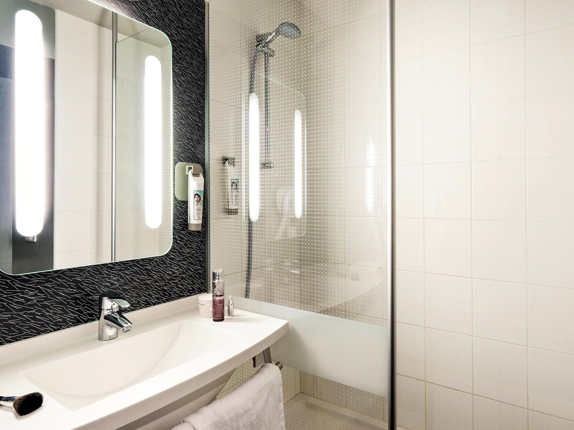 Ibis Grenoble Centre Bastille Exteriér fotografie
